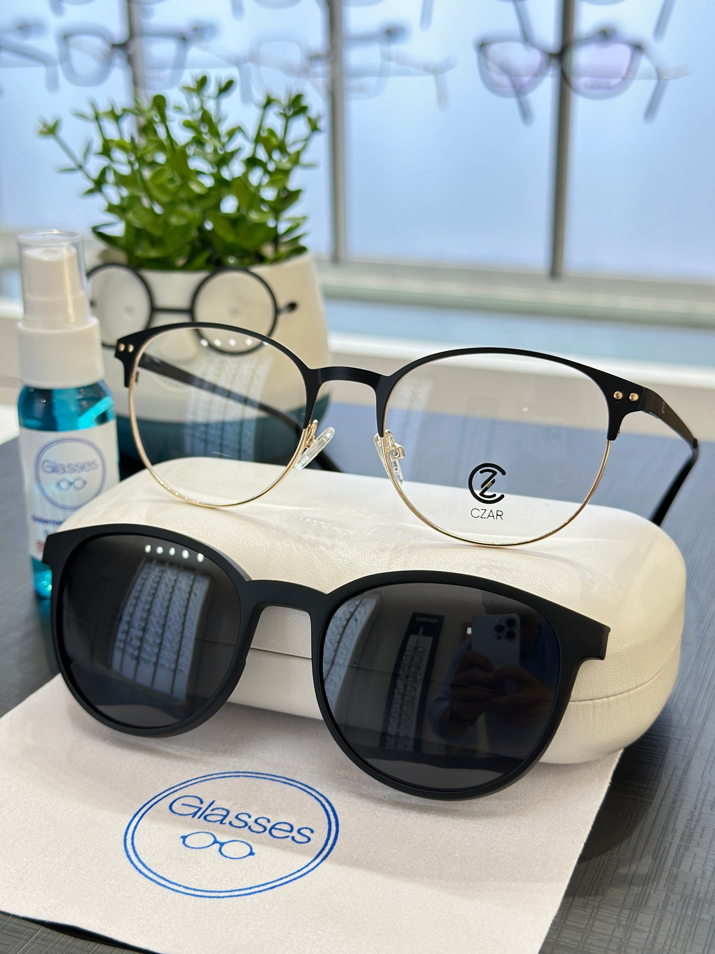 Armazón Dama con clip de sol polarizado CZAR