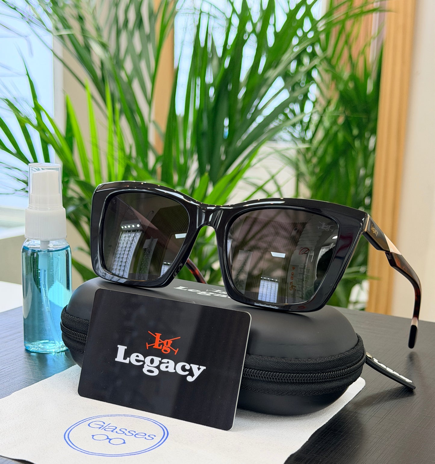 Lentes de sol Legacy polarizados LG0826302 Negro