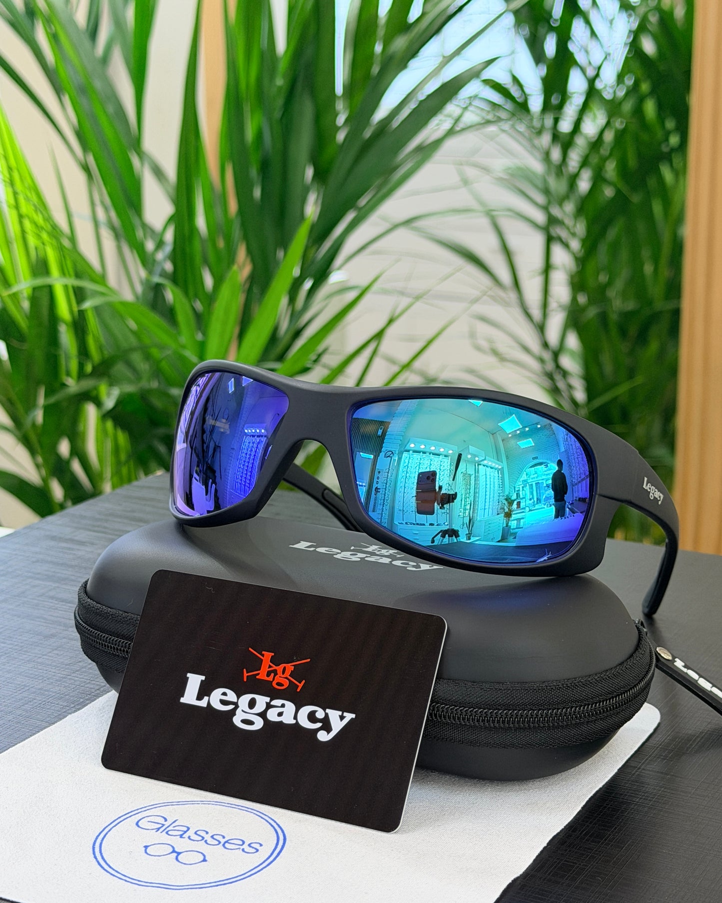 Lentes de Sol  Legacy Polarizados UV400 LG2556