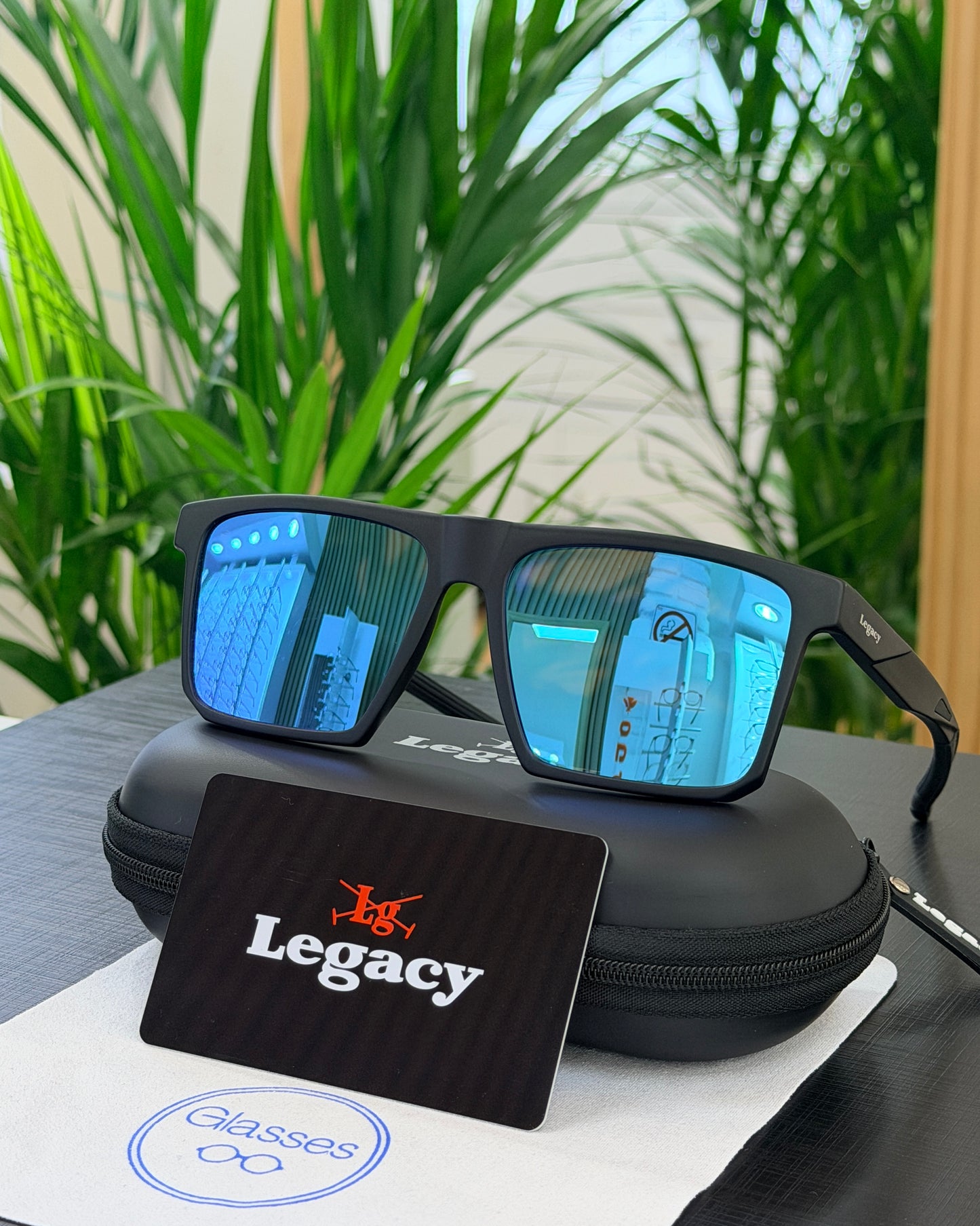Lentes de Sol Legacy Polarizados UV400 LG24803