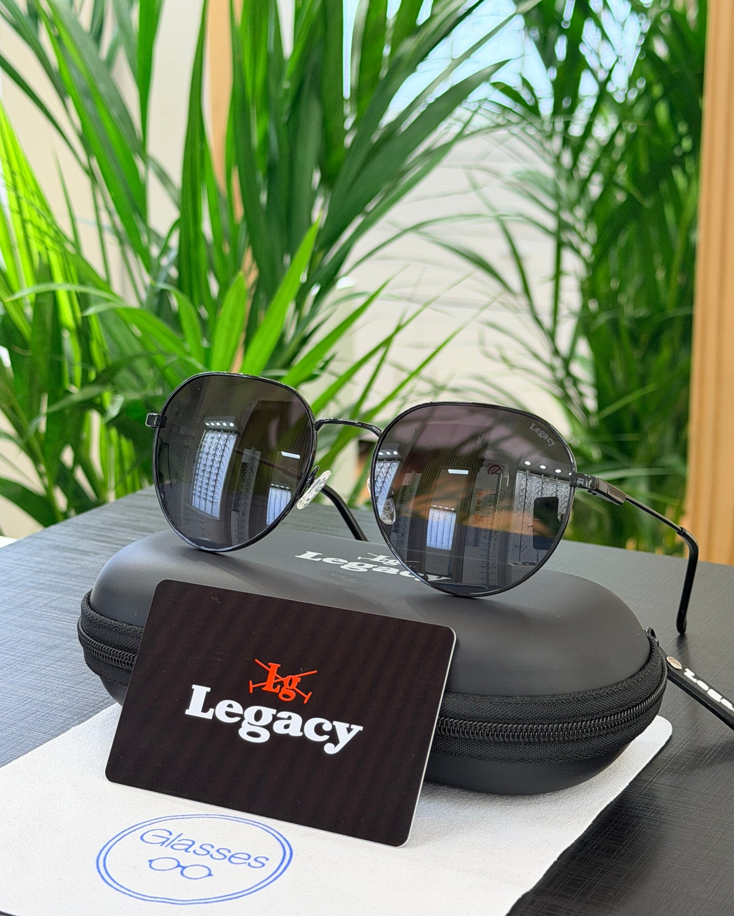 Lentes de Sol Legacy Polarizados UV400 LG2563