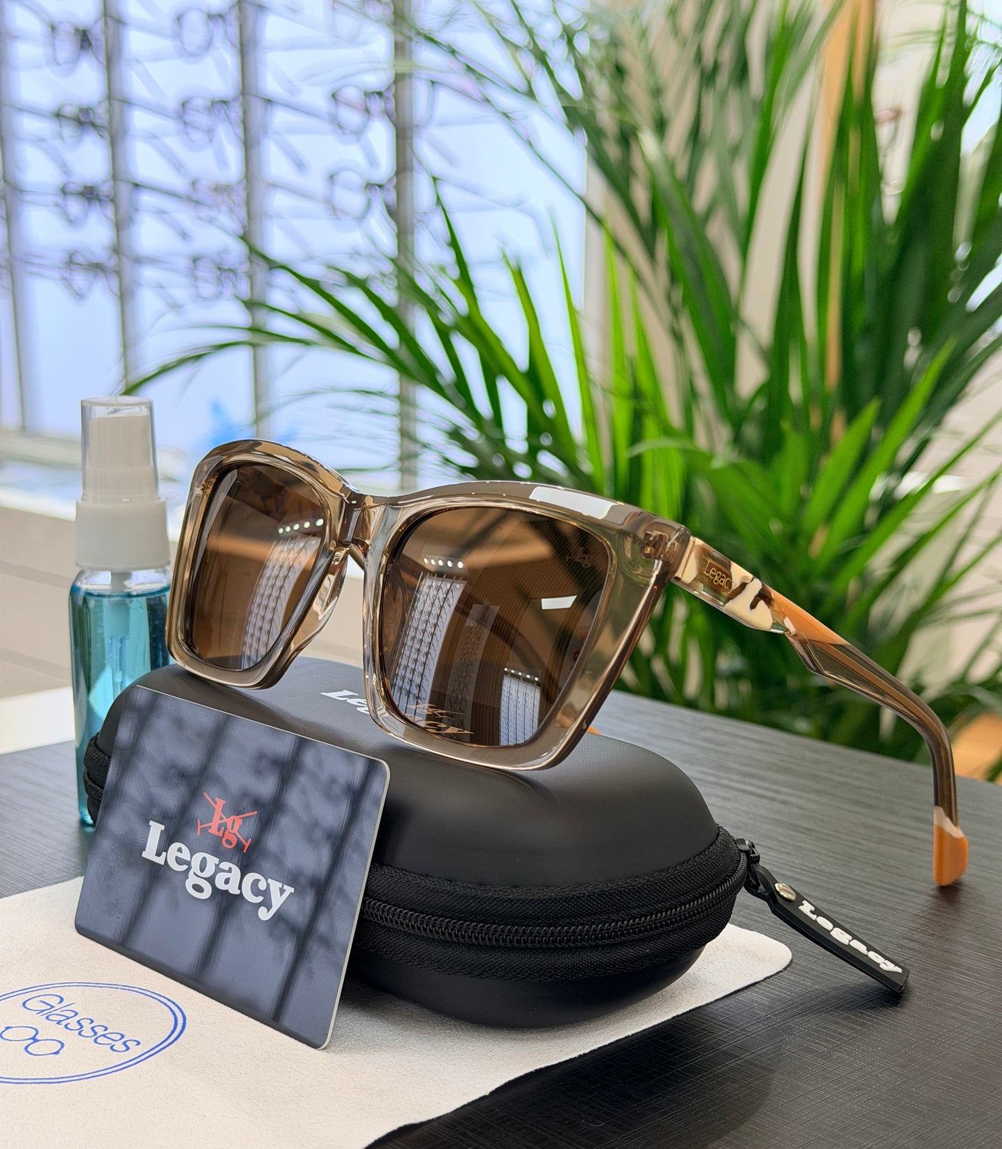 Lentes de sol Legacy polarizados LG0826302 Marrón
