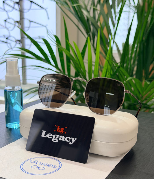 Lentes de sol Legacy polarizados LG0826305 Marrón